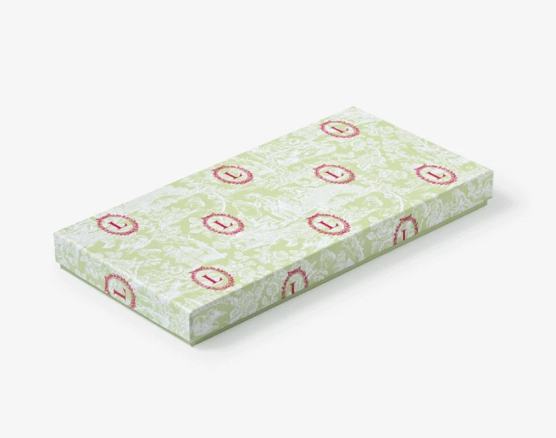 Eugenie-gift-box-of-18-2-1