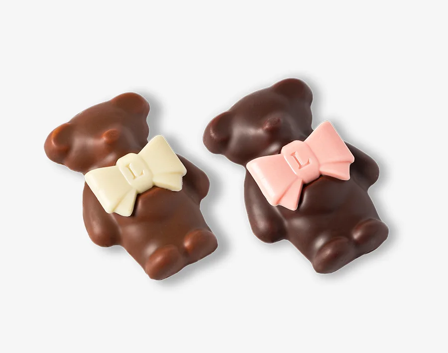 Duo-of-Laduree-Marshmallow-Bears-Milk-And-Dark-Chocolate-Gallery-1