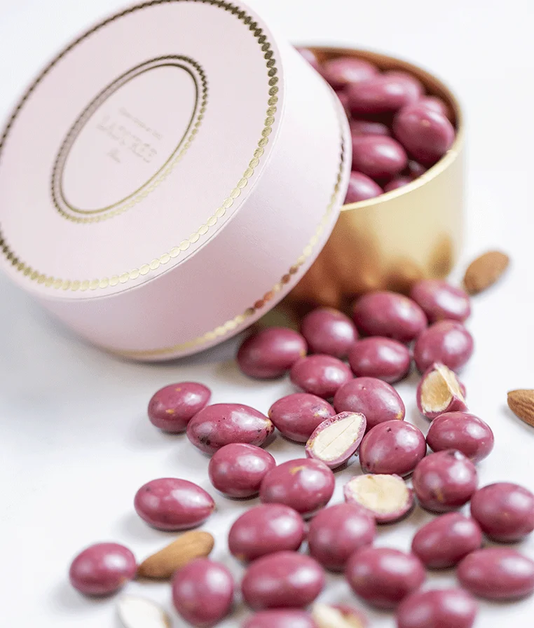 Pearls-Box-Ispahan-Almond-Back